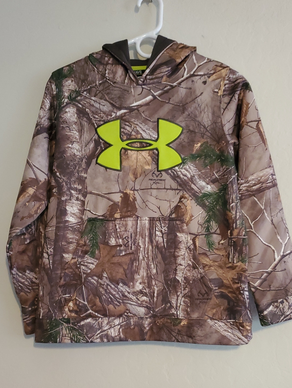 Under Armour Kids Camo Hoodie in Brown with Neon Yellow Logo
